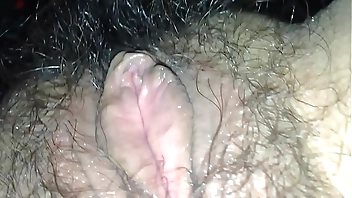 Máy bay bà già cơ quan U40 vét máng sướng rên