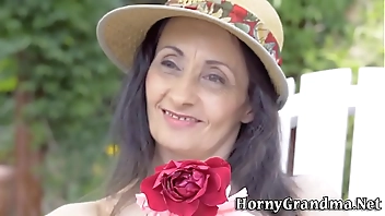 Mature granny facialized