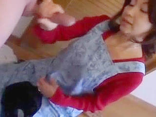 JAV XXX TUBE - Nippon MILF Gets Creamed in Toyko for Thai Chick Pleasure