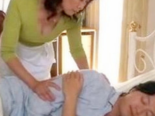 Nippon MILF Hinako's Hot XXX with a Horny Tokyo Thai Chick